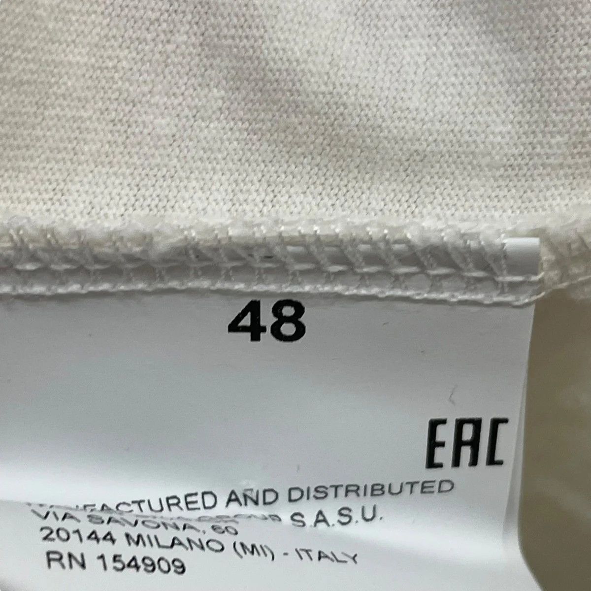 Maison Margiela Trompe-l'œil Scroll Logo Tee Size US M / EU 48-50 / 2 - 6 Thumbnail