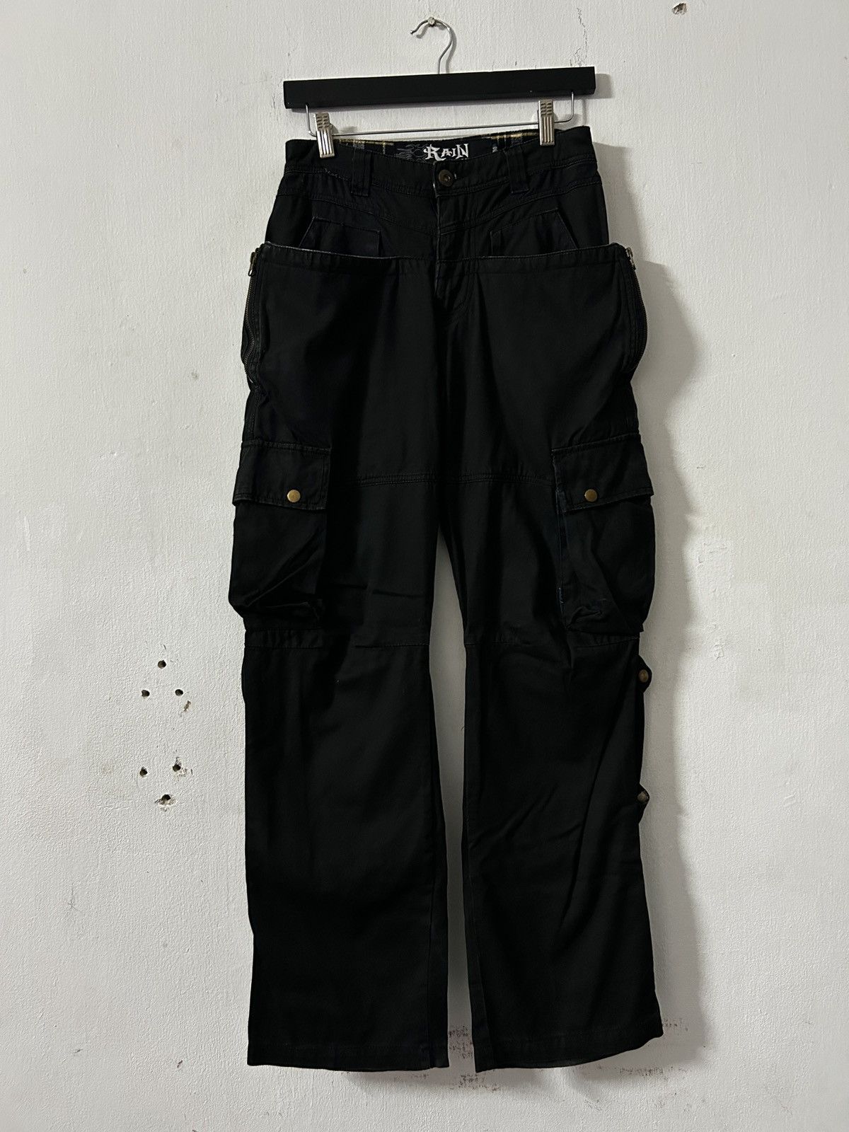 If Six Was Nine 2000’s Japanese Brand Rain black bondage lgb cargo pants Size US 28 / EU 44 - 1 Thumbnail