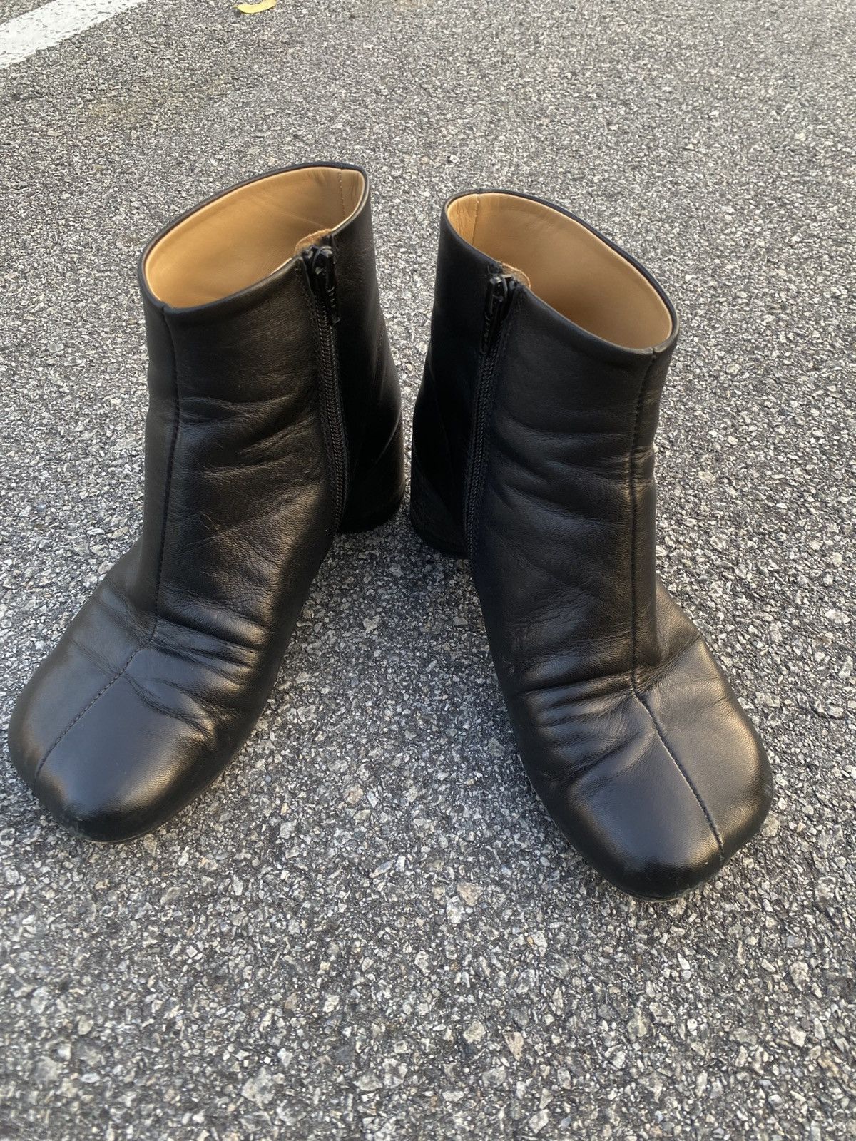 Maison Margiela MM6 Maison Margiela Leather Ankle boot Size US 6.5 / IT 36.5 - 2 Thumbnail