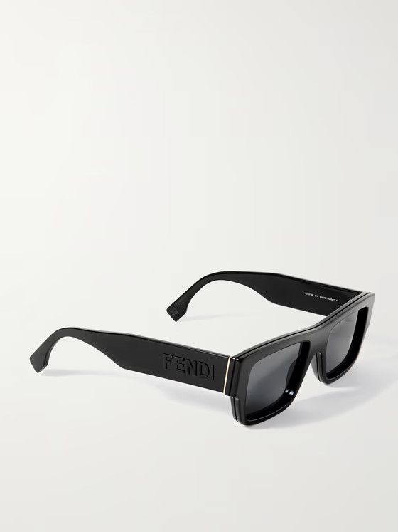 o1loc1c0824 Size: OS / Sunglasses in Black
