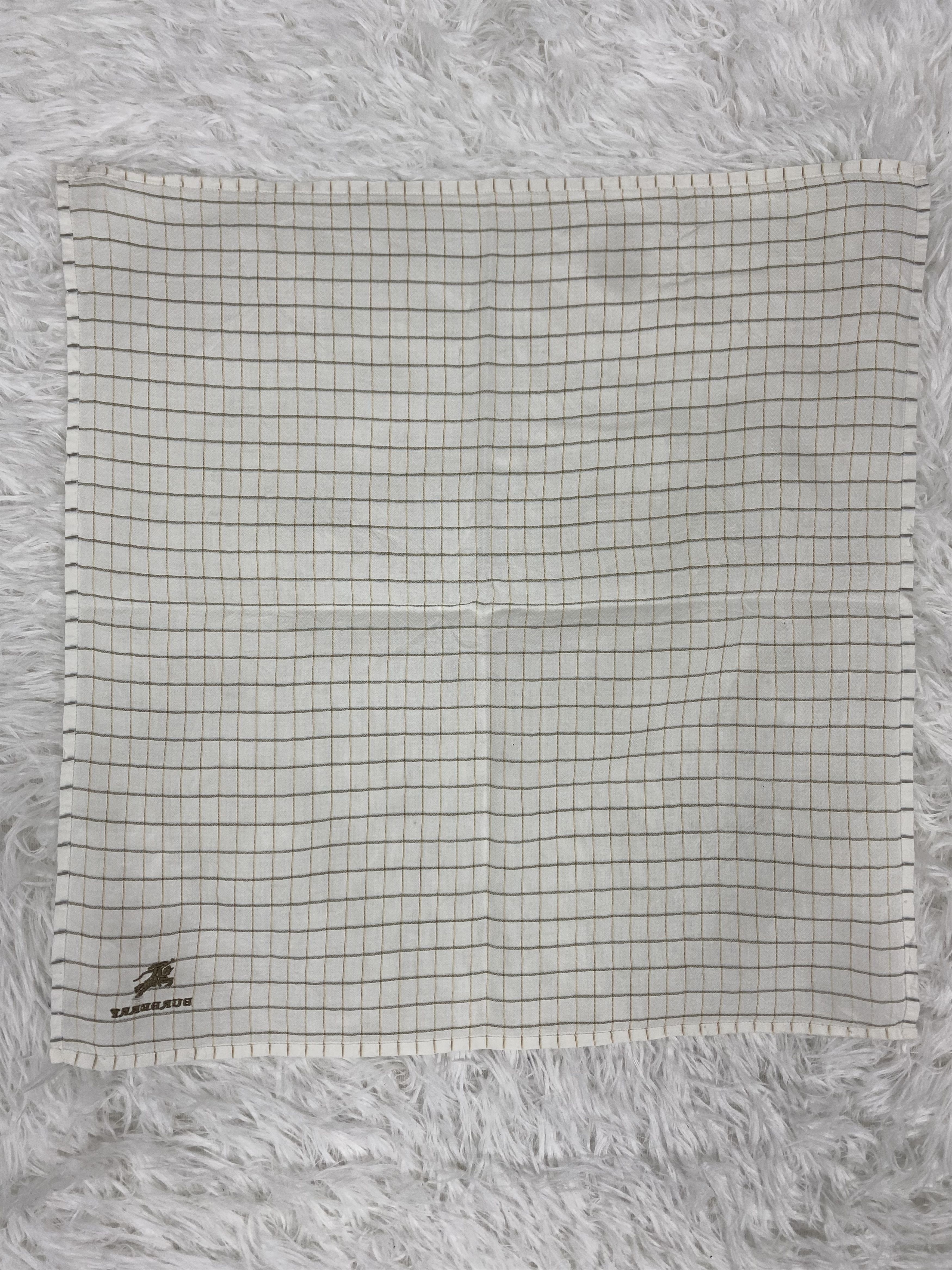 Burberry Vintage Burberry Handkerchief Neckerchief PH0609 Size ONE SIZE - 5 Thumbnail