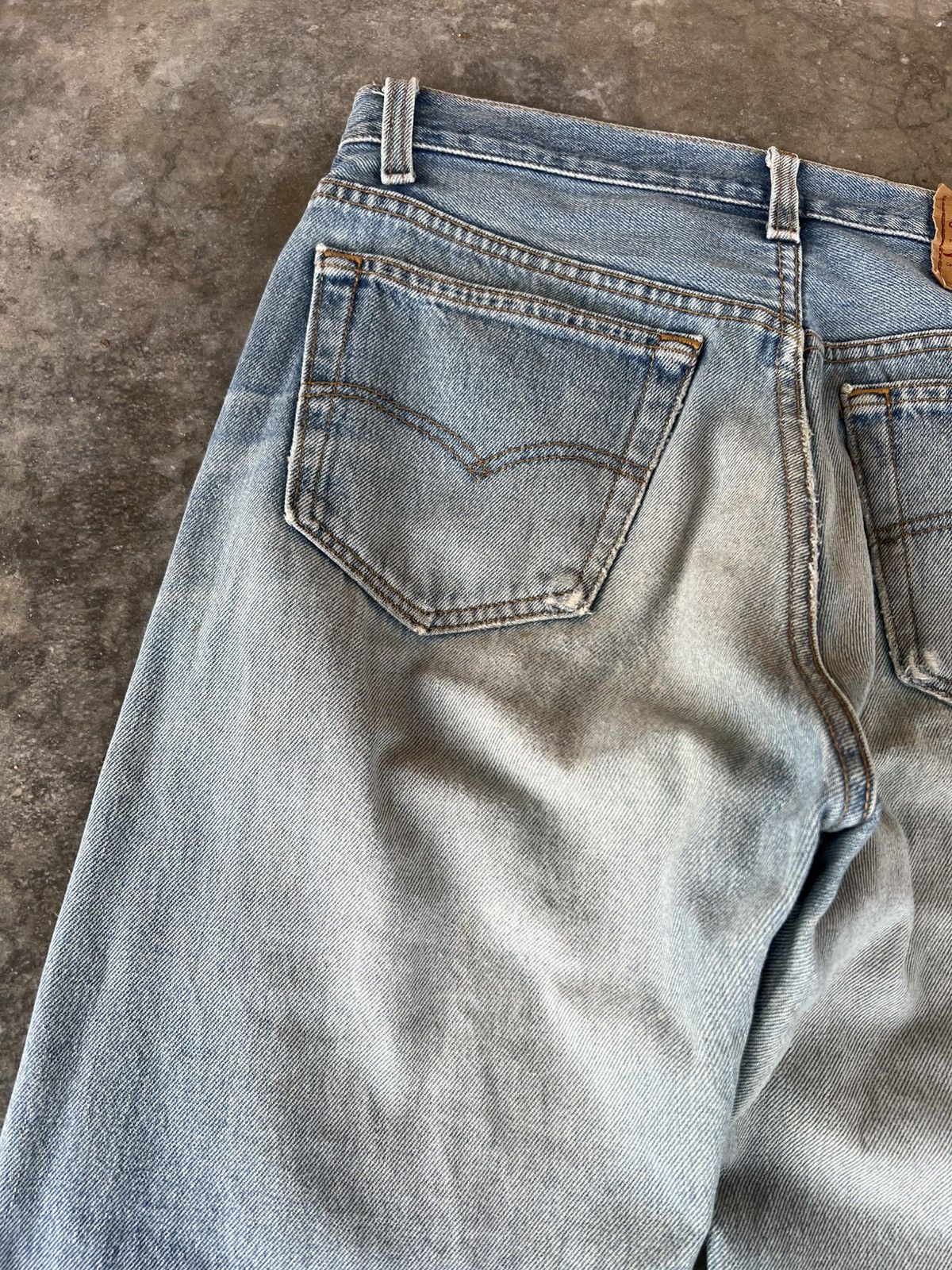 Jean × Levi's Vintage Levis 501 distressed patches Jean Size US 30 / EU 46 - 18 Thumbnail