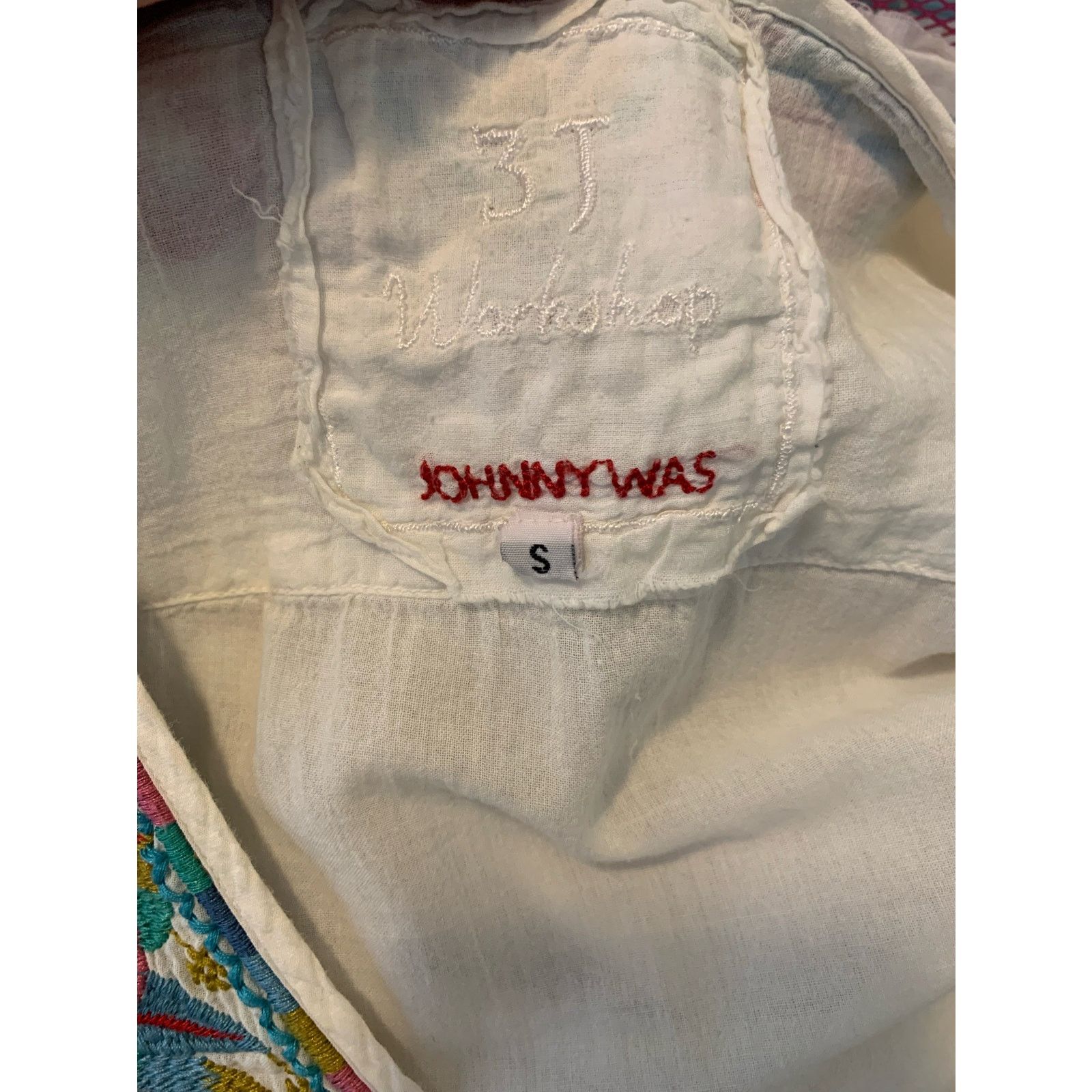 Johnny Was Johnny Was white embroidered floral boho tunic size small Size S / US 4 / IT 40 - 3 Thumbnail
