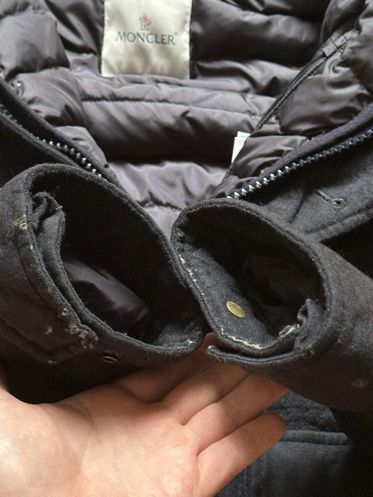 Moncler Moncler Luxury Unisex Wool Puffer Down With Hood Jacket Size L / US 10 / IT 46 - 15 Thumbnail