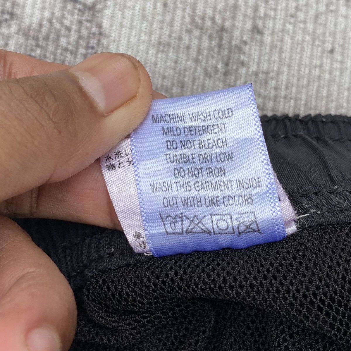 Pleasures Pleasure Misfit Nylon Short Pleasure Streetwear Brand Size US 28 / EU 44 - 16 Thumbnail