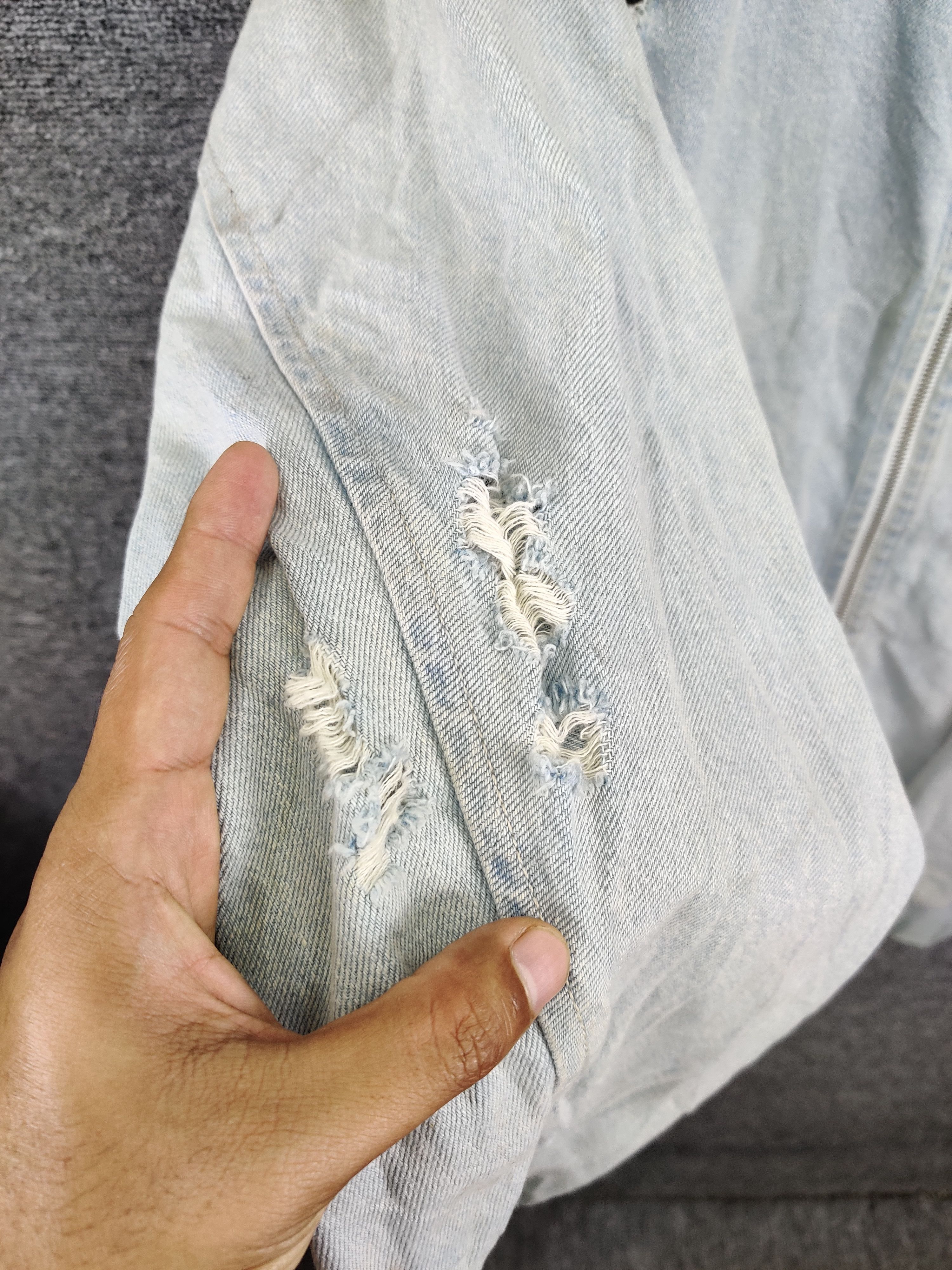 Zara Thrashed Zara Man Distressed Denim Jacket Size US M / EU 48-50 / 2 - 11 Thumbnail