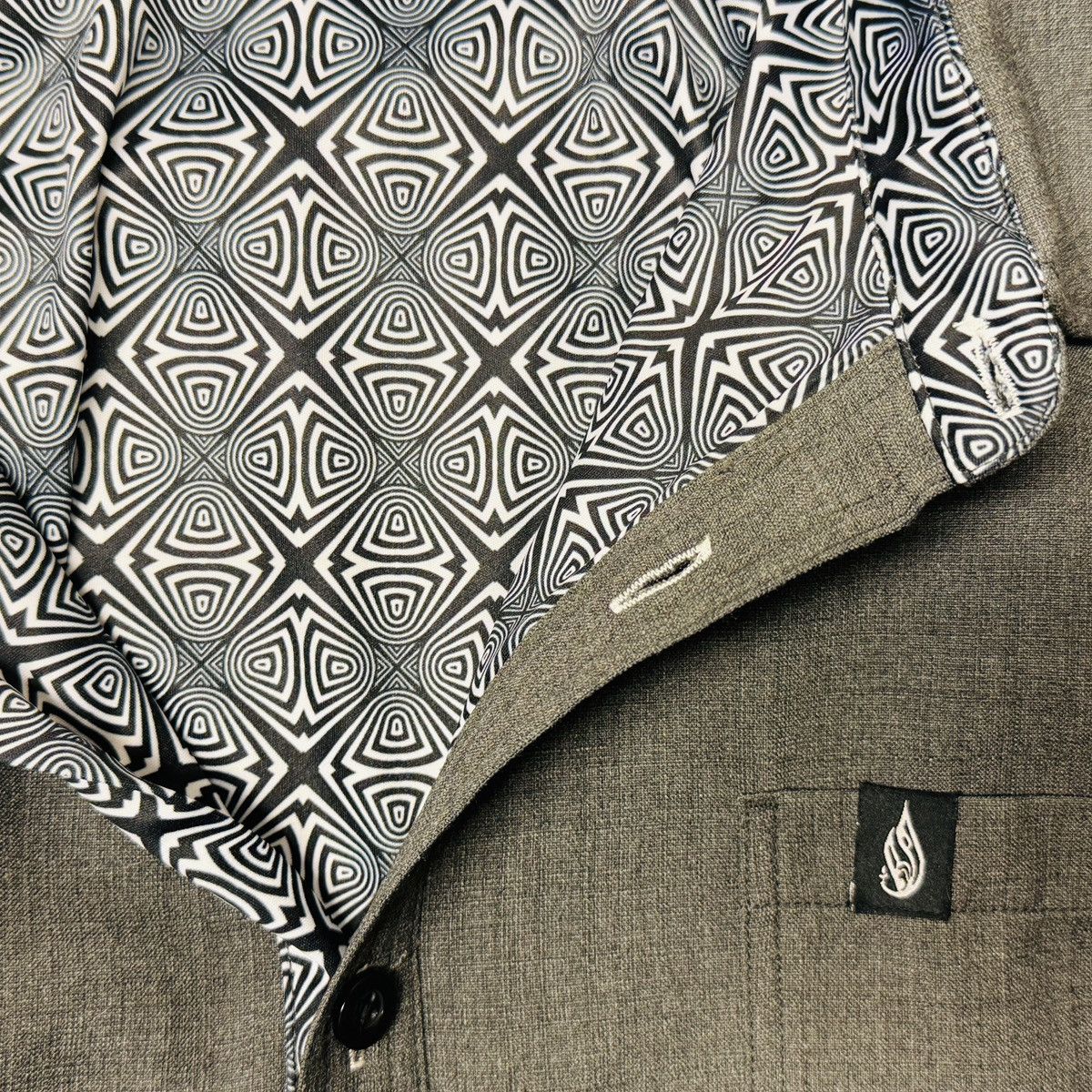 Other THREYDA Button Up Shirt - Gray w/ Psychedelic Lining - 4XL Size US XXL / EU 58 / 5 - 3 Thumbnail