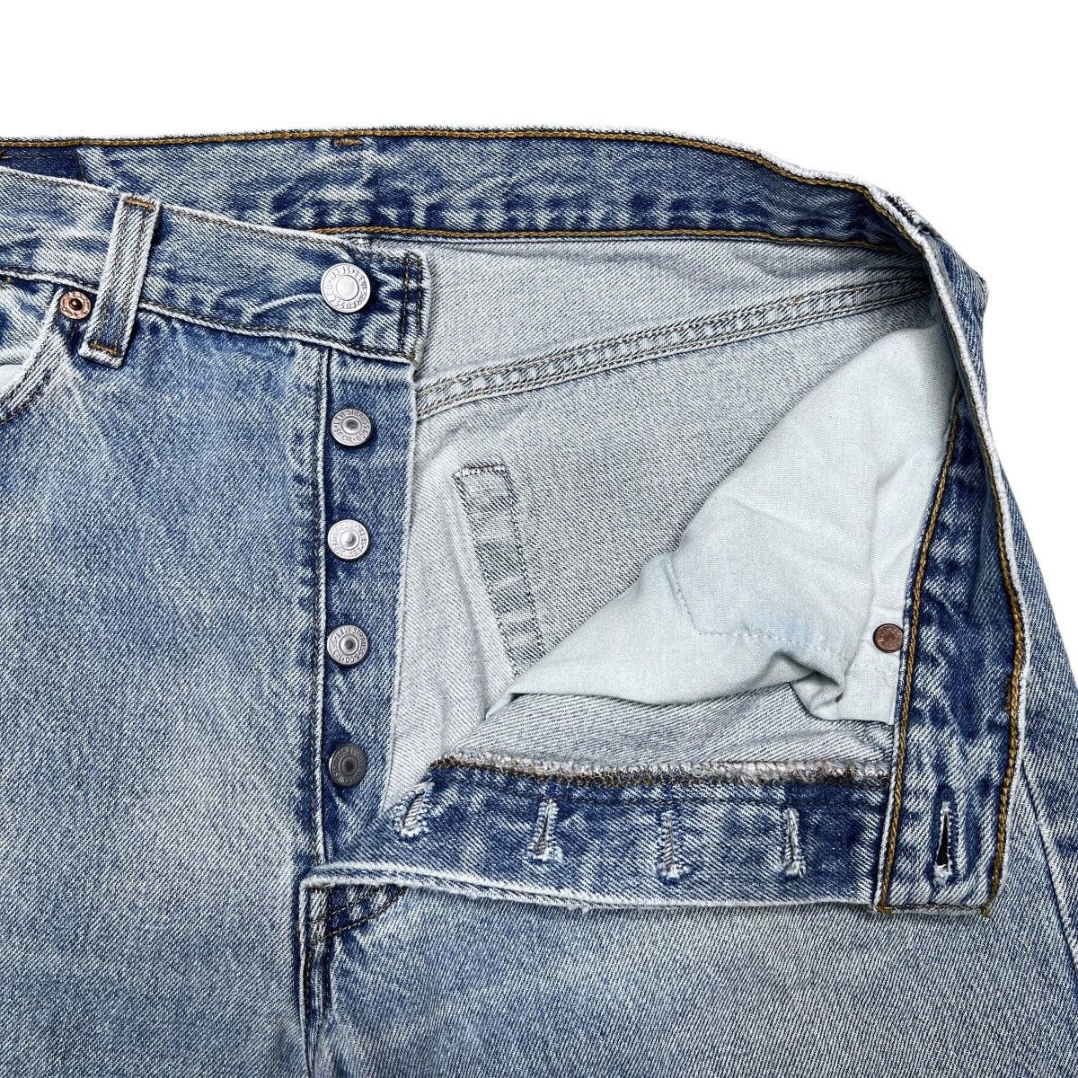 Levi's Vintage 1990s Levi’s 501xx Button Fly Made USA Denim Jeans Size US 30 / EU 46 - 3 Thumbnail