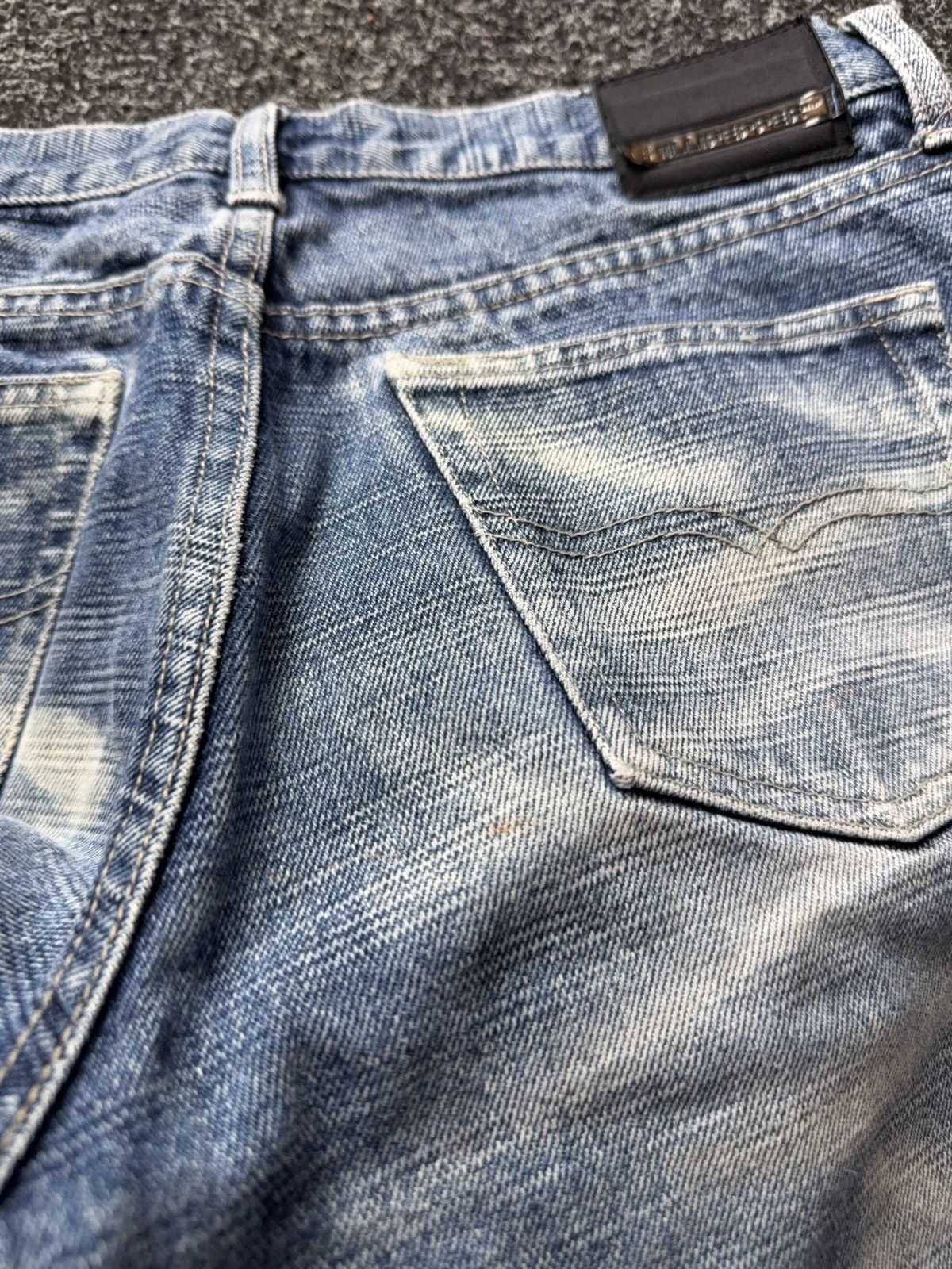 Japanese Brand Y2K Chilli Pepper Archive Flare Jeans Acid Wash Y2K Bootcut Size 30" / US 8 / IT 44 - 17 Thumbnail