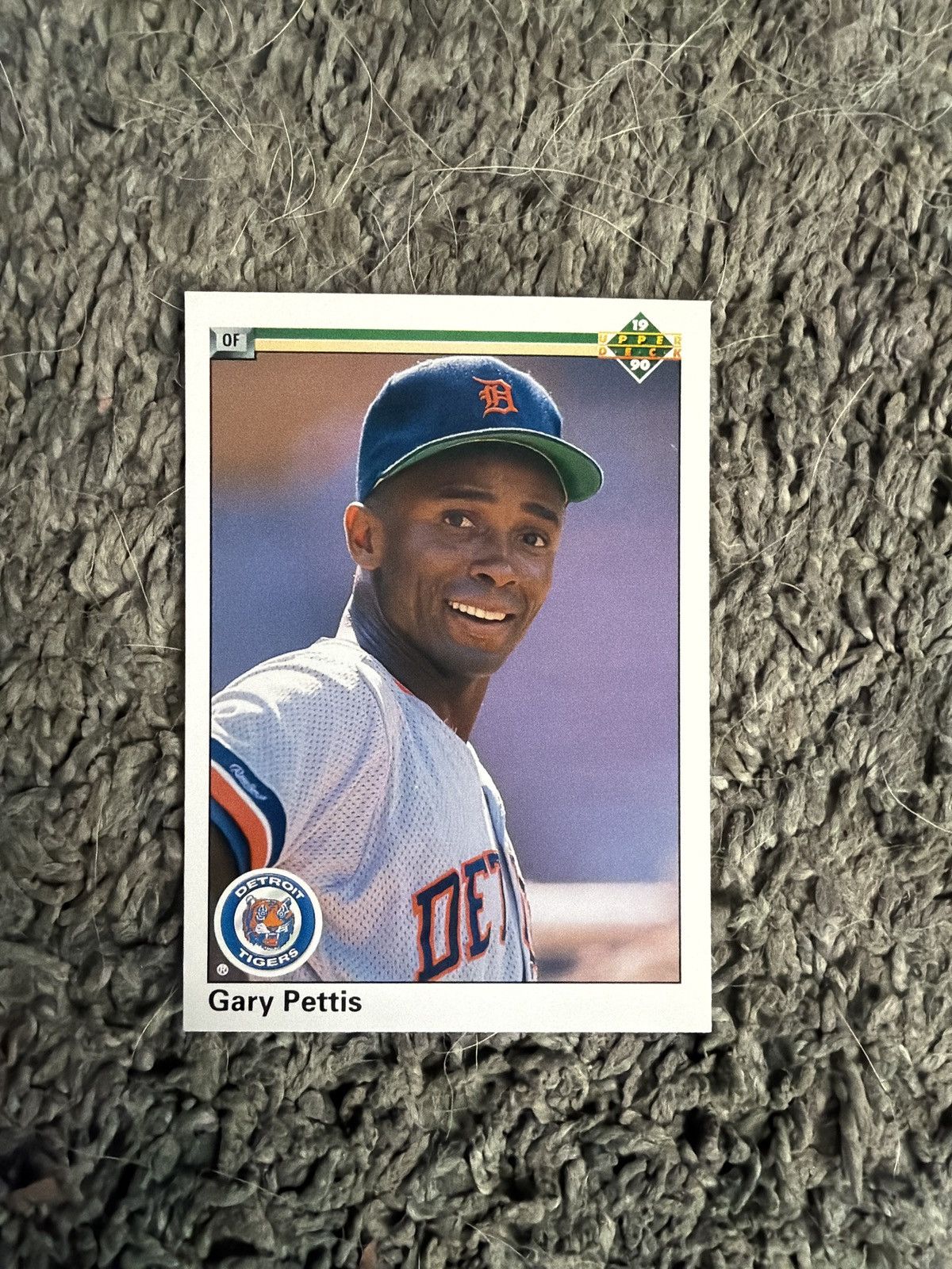 MLB 1990 Upper Deck #385 Gary Pettis Card Size ONE SIZE - 1 Thumbnail