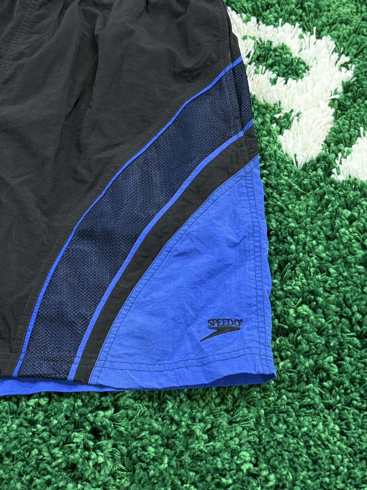 Speedo × Vintage Vintage Speedo Blue Black Logo Shorts Large 90s Retro Size US 34 / EU 50 - 2 Thumbnail