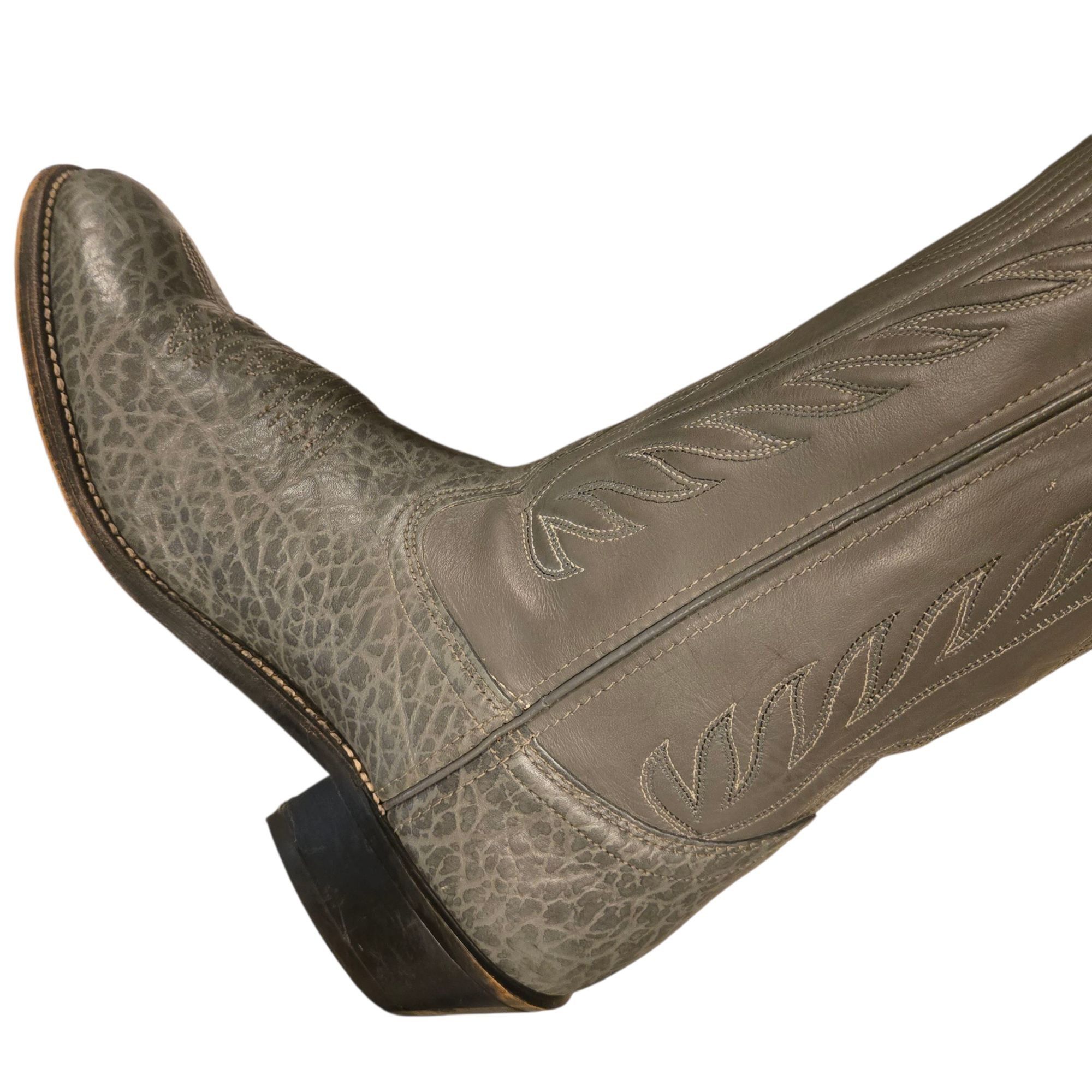 Other Gray Leather Cowboy Boots Vintage Mens 11 B Narrow Width Cou Size US 11 / EU 44 - 9 Thumbnail