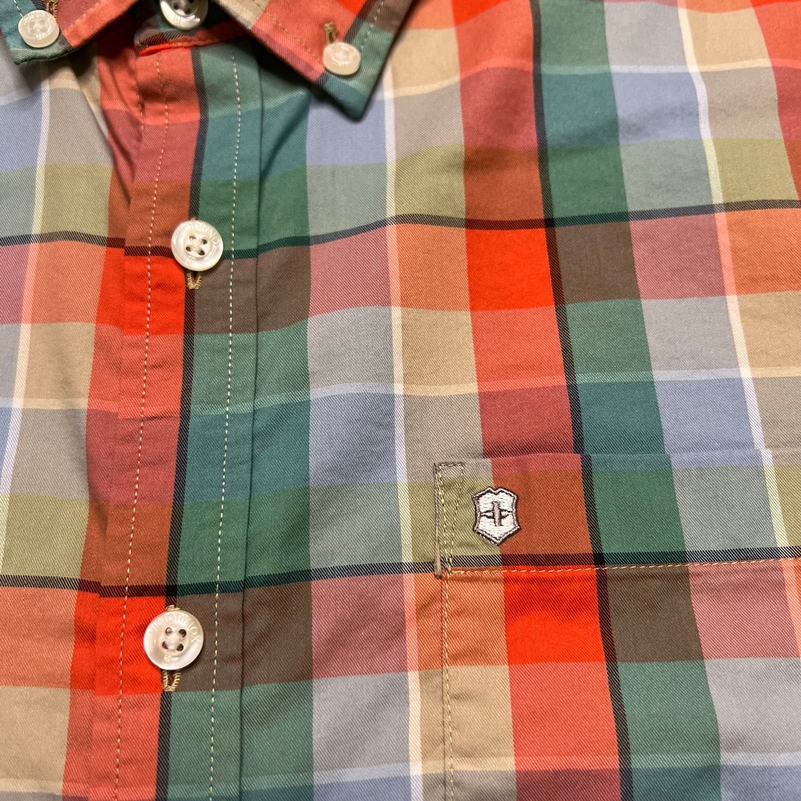 Victorinox Victorinox Plaid Button Up Shirt Mens M Slim Fit Red Blue Size US M / EU 48-50 / 2 - 4 Thumbnail