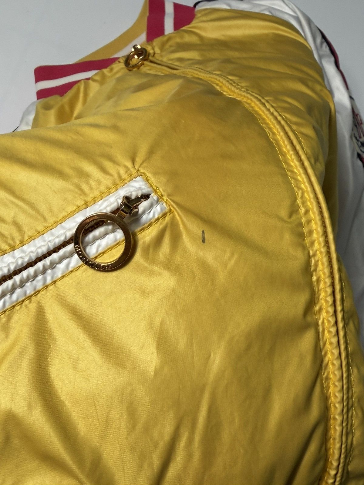 Moncler Moncler Quitted Reversible Bomber Jacket Size XS / US 0-2 / IT 36-38 - 11 Thumbnail