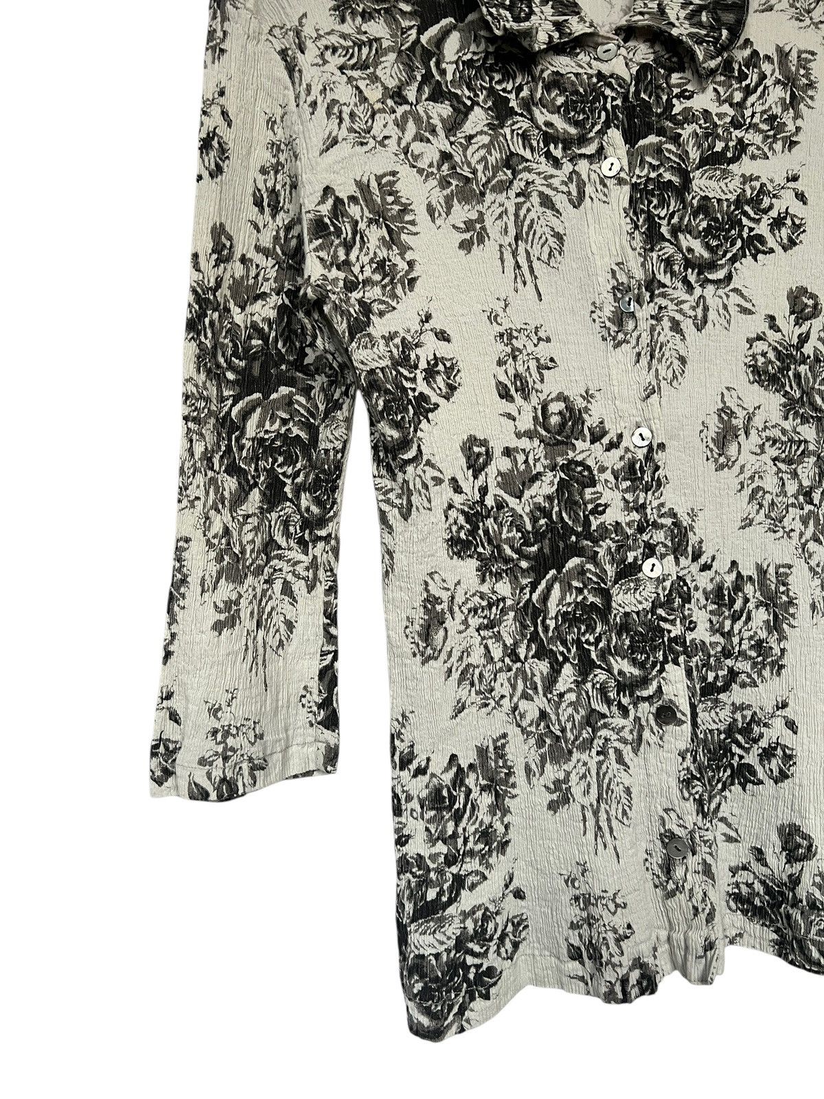 Issey Miyake Tsumori Chisato Pleated Floral Motif Button Up Shirt Size XS / US 0-2 / IT 36-38 - 4 Thumbnail