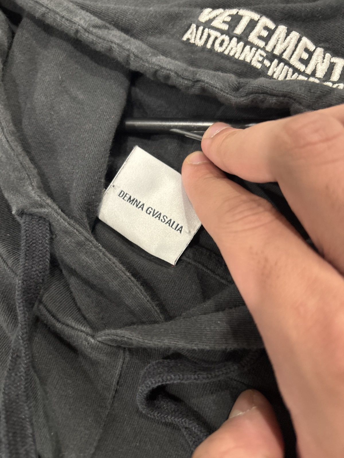 Vetements USED Vetements Titanic Kiss Split Lightweight Hoodie Size L Size US L / EU 52-54 / 3 - 6 Thumbnail