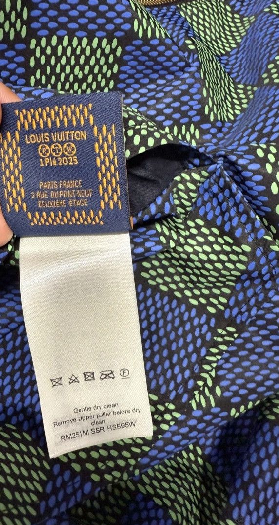 Louis Vuitton Louis Vuitton Reversible Damier Windbreaker Size US L / EU 52-54 / 3 - 8 Thumbnail