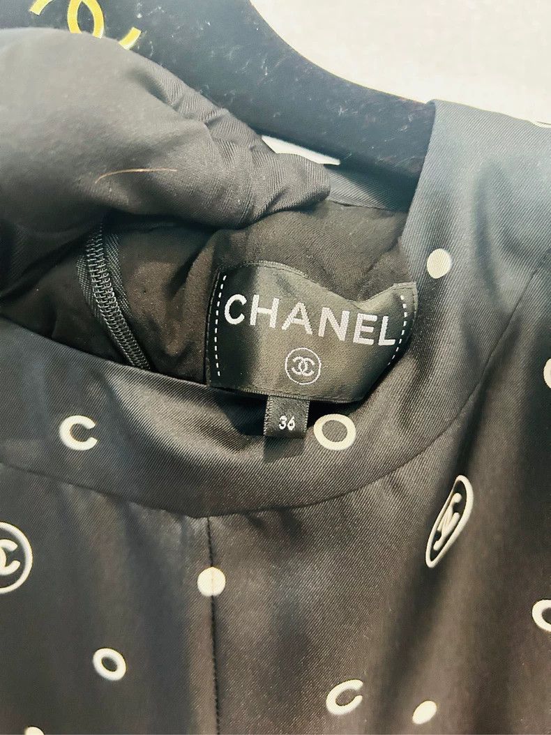 Chanel Chanel 22A handicraft workshop black printed logo silk spl Size XS / US 0-2 / IT 36-38 - 5 Thumbnail