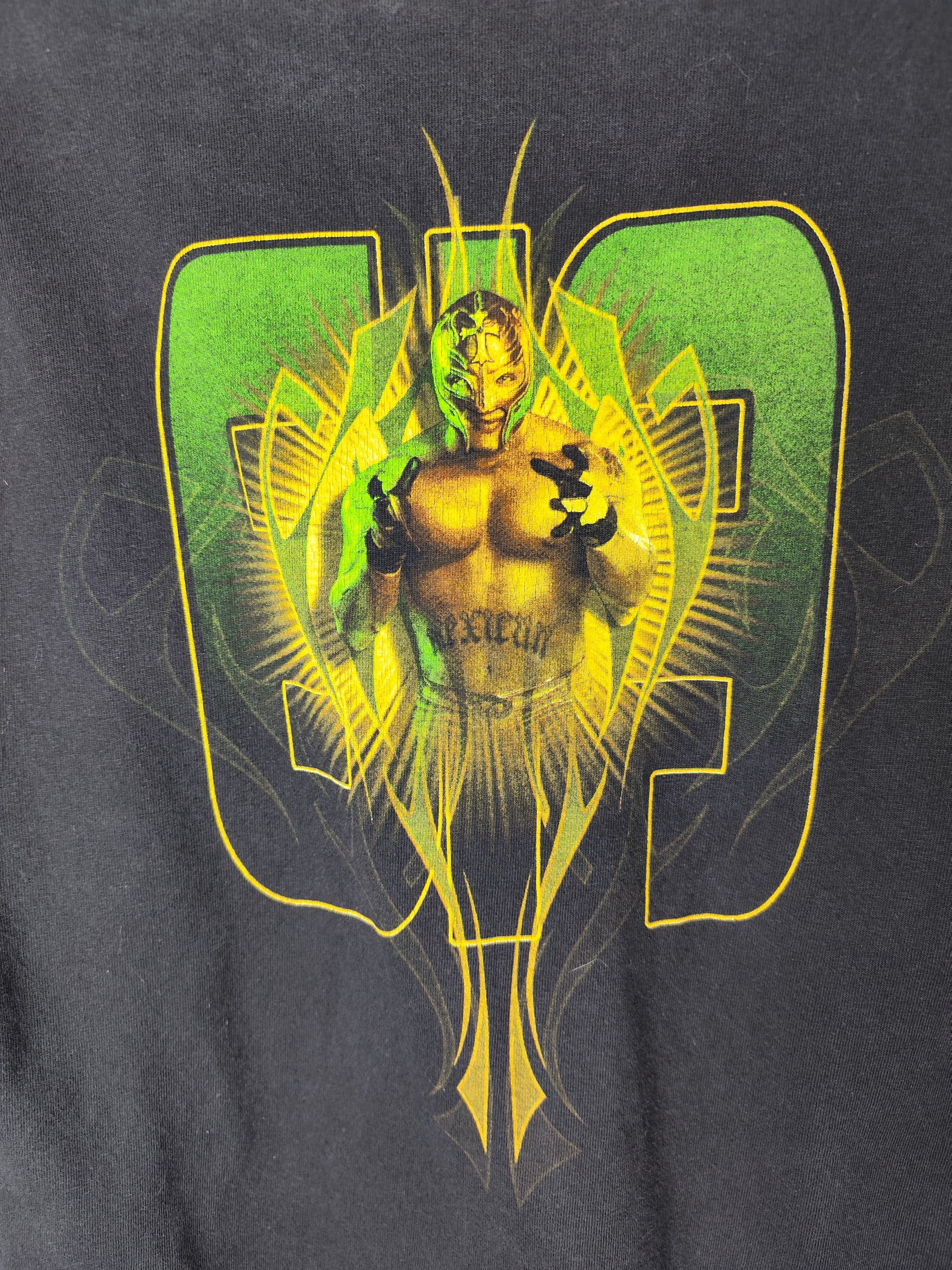 Vintage Y2K WWE Rey Mysterio 619 Wrestling Graphic Tshirt Size US S / EU 44-46 / 1 - 6 Thumbnail