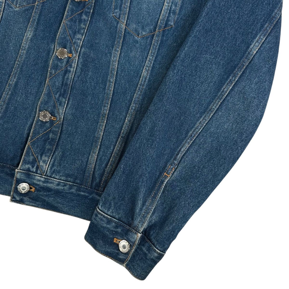 Givenchy Givenchy Size S Denim Jacket Blue Back Logo Red Print Size US S / EU 44-46 / 1 - 10 Thumbnail
