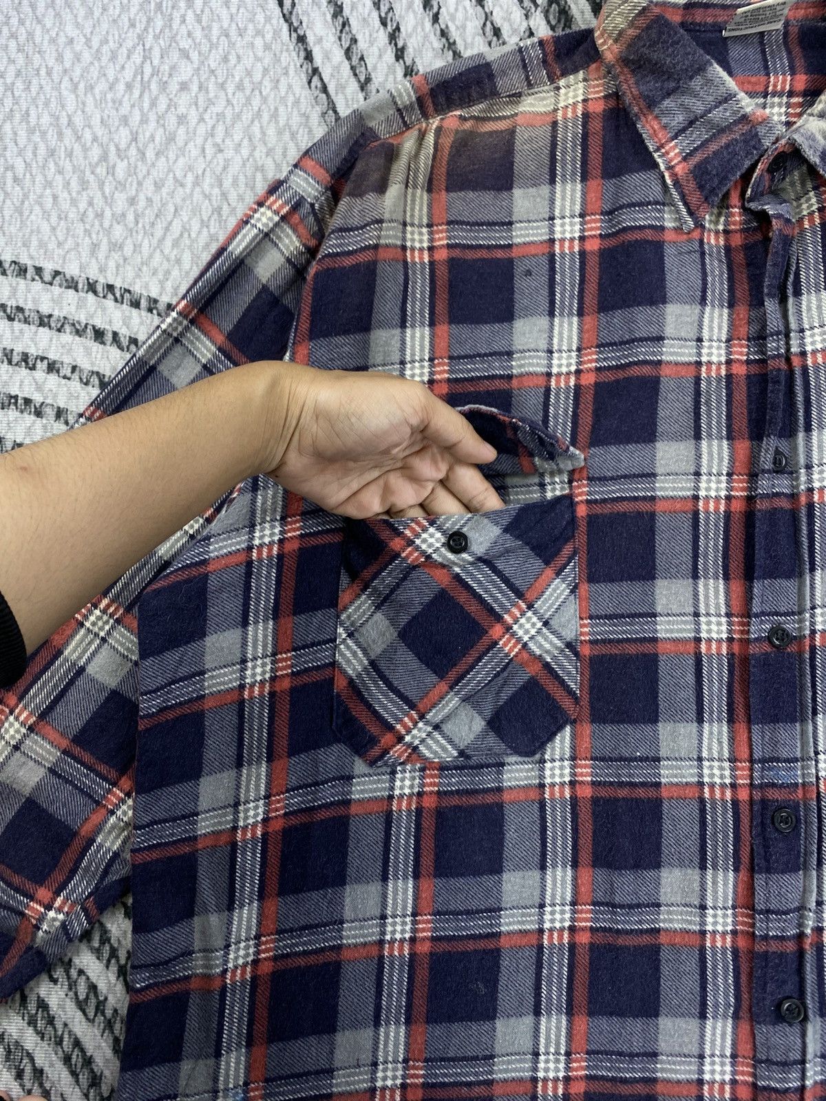 Vintage Vintage Essentials Casual Checked Button Up Shirt Size US XXL / EU 58 / 5 - 7 Thumbnail