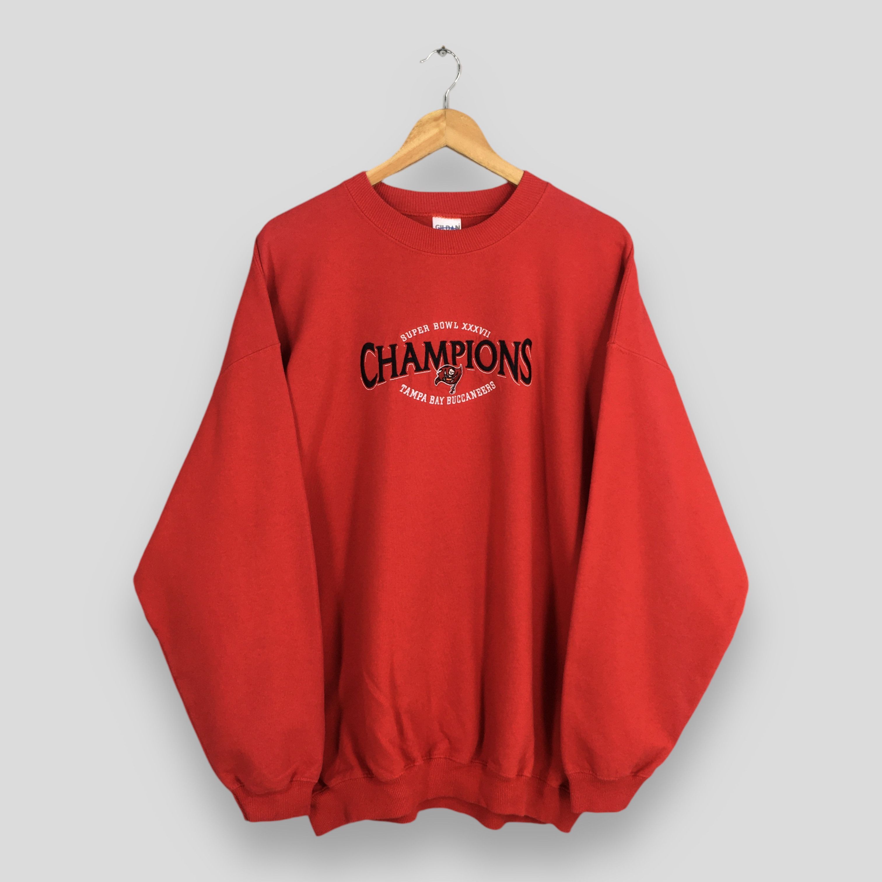 Vintage Tampa Bay Buccaneers NFL Sweatshirt XLarge - Main Image