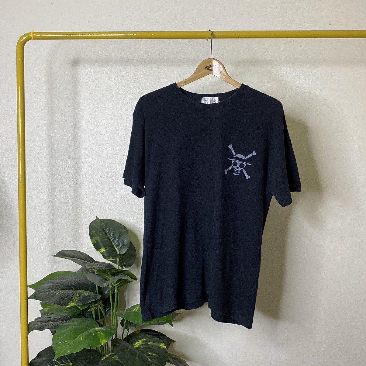 Anime × One Piece × Vintage Vintage Anime One Piece Japanese Manga Series T Shirt Size US M / EU 48-50 / 2 - 5 Thumbnail