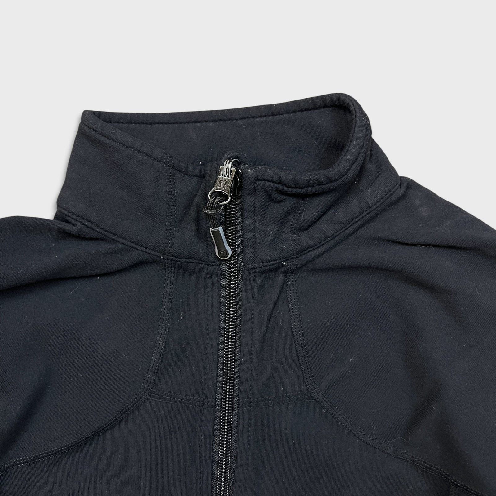 Lululemon Lululemon Define Jacket Small Full Zip Sports Track Suit Top Size S / US 4 / IT 40 - 2 Thumbnail