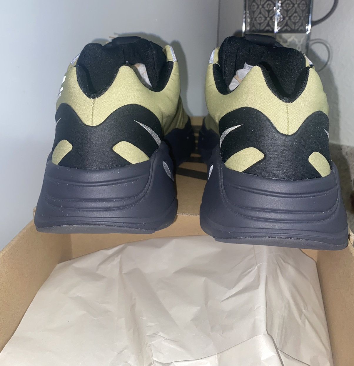 Yeezy adidas Yeezy 700 MNVN ‘Resin’ size9.5M DS w OG All Size US 9.5 / EU 42-43 - 7 Thumbnail