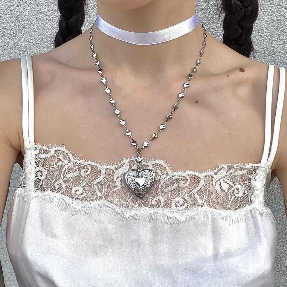 Jewelry × Vintage Handmade Punk Vintage Love Heart Pendant Necklace Size ONE SIZE - 2 Thumbnail