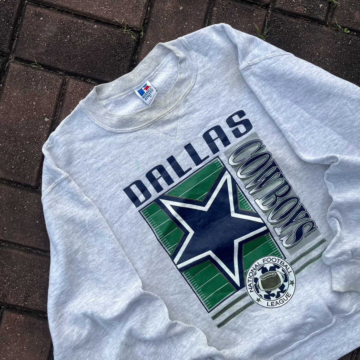 NFL × Russell Athletic × Vintage VINTAGE 90s RUSSELL DALLAS COWBOYS NFL SWEATSHIRT Size US M / EU 48-50 / 2 - 5 Thumbnail