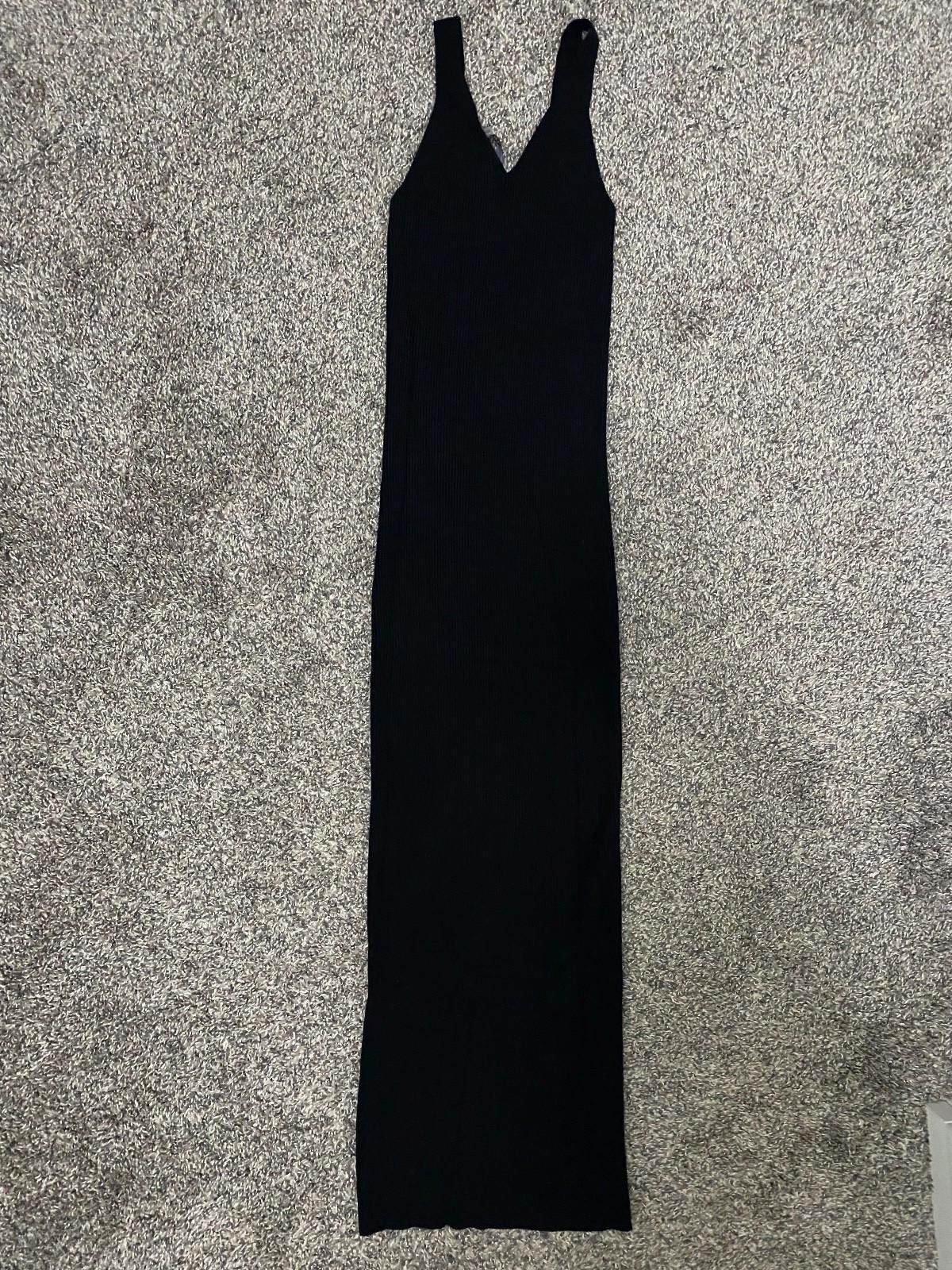 Other DRESS FORM Knit Midi Dress in Black (SMALL) Size S / US 4 / IT 40 - 6 Thumbnail