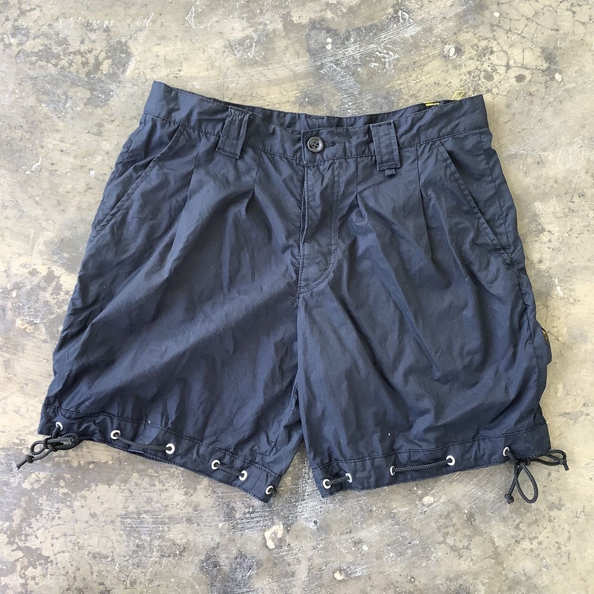 Issey Miyake Issey Miyake by Frapbois Y2K Short Pants Size 30" / US 8 / IT 44 - 1 Thumbnail