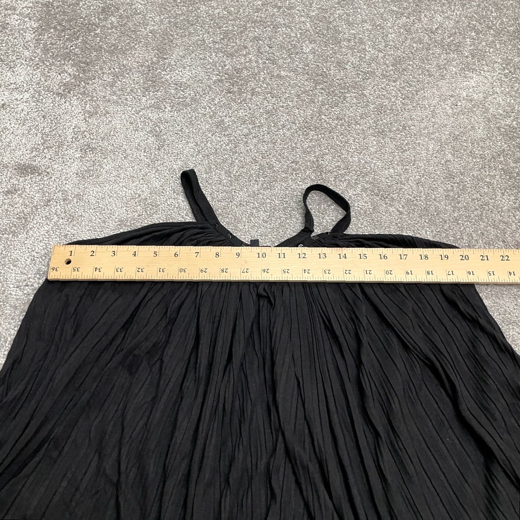 Anthropologie W5 Blouse Tunic Sleeveless Halter Women M Black Pleated, Flow y, Classic Knit Polyester Rayon, Lightweight, Breathable, Ready to Wear, Regular Fit Size M / US 6-8 / IT 42-44 - 6 Thumbnail