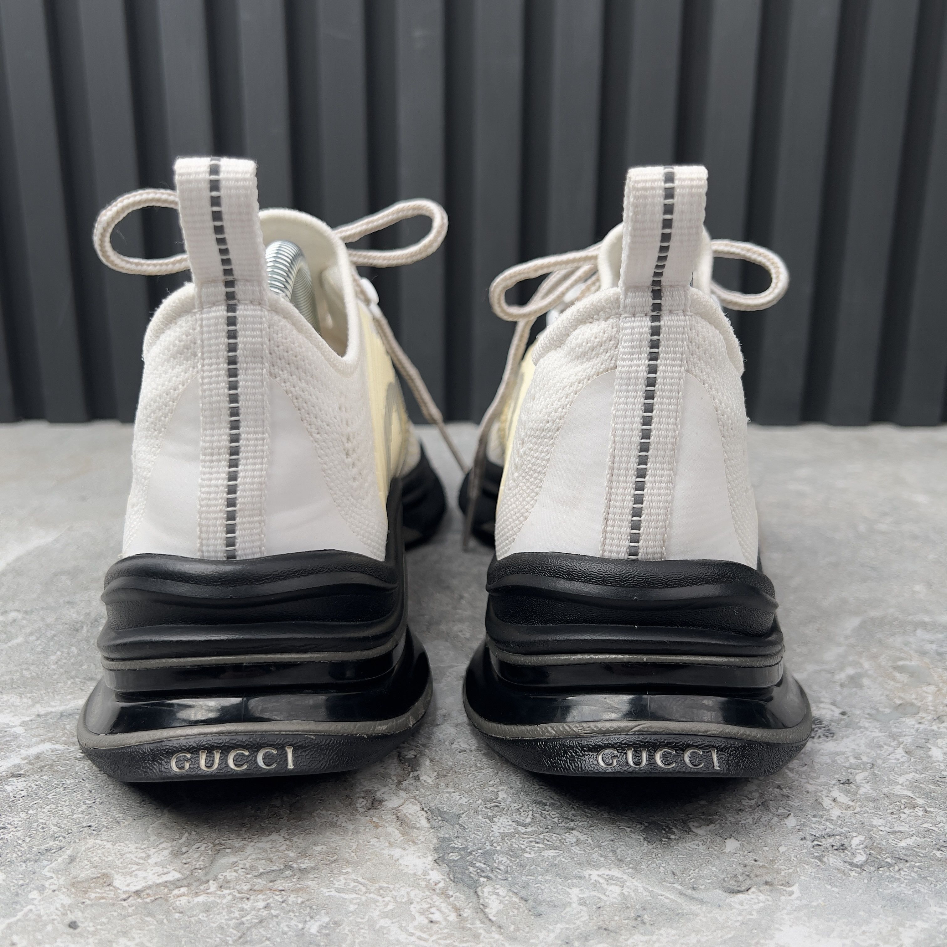 Gucci Gucci Run GG Monogram Sneakers White Yellow Fabric Size US 9 / IT 39 - 9 Thumbnail