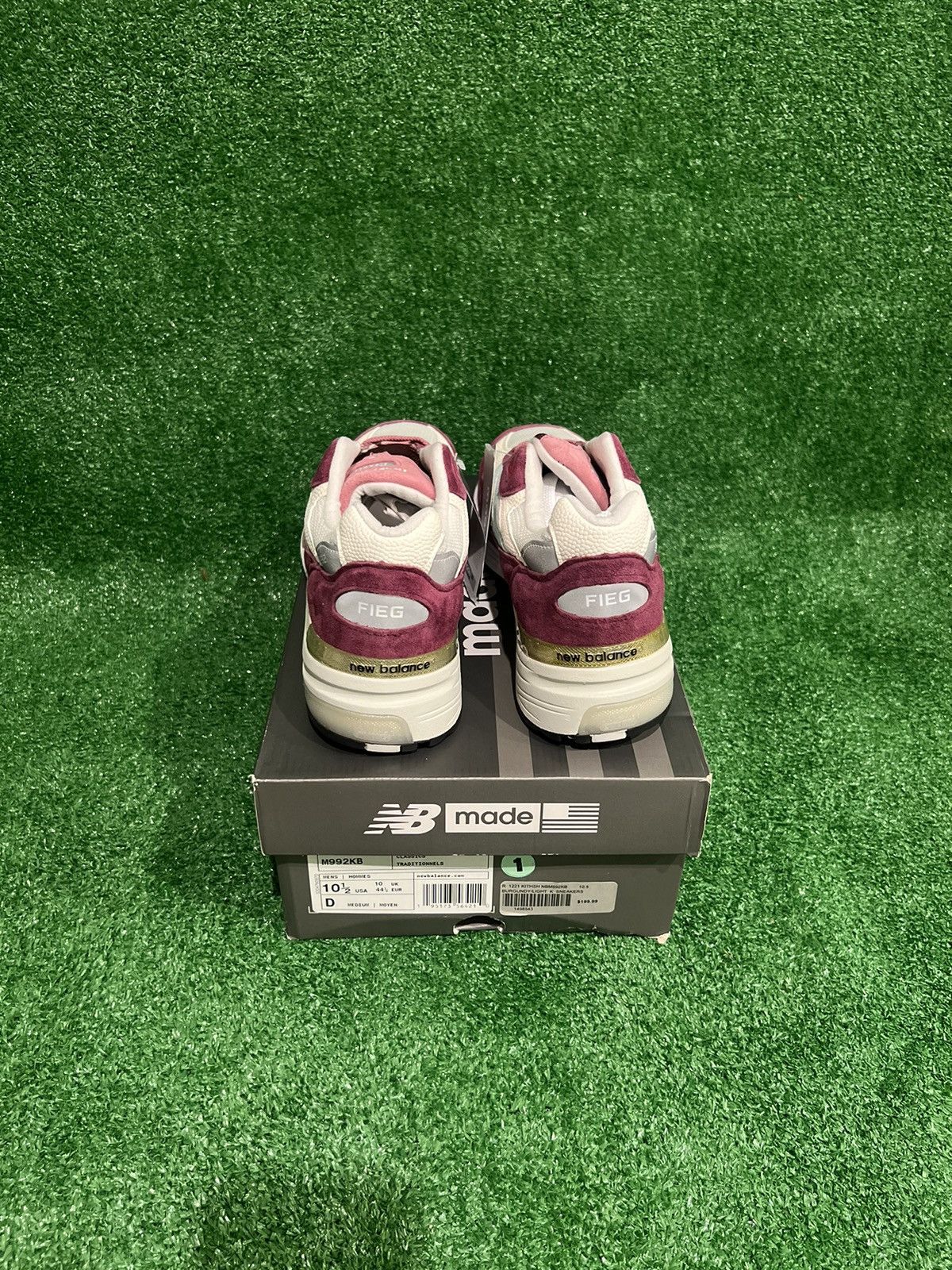 Kith × New Balance Kith x New Balance 992 'Burgundy Reef' Size US 10.5 / EU 43-44 - 5 Thumbnail