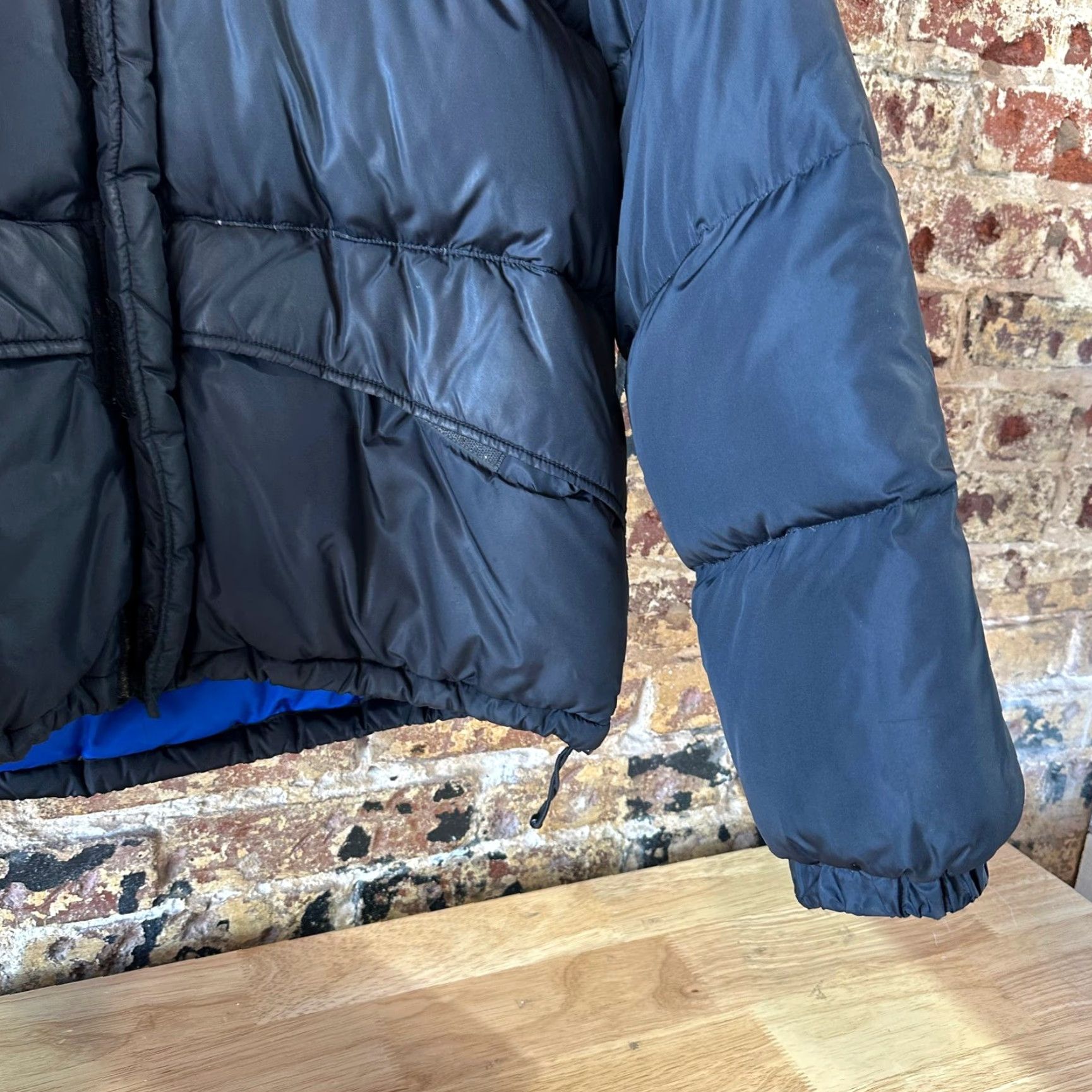 Vintage Columbia Men’s Duck Down Puffer Jacket Black Full Zip Jacket Men Black Down Puffer Zip Size US L / EU 52-54 / 3 - 5 Thumbnail