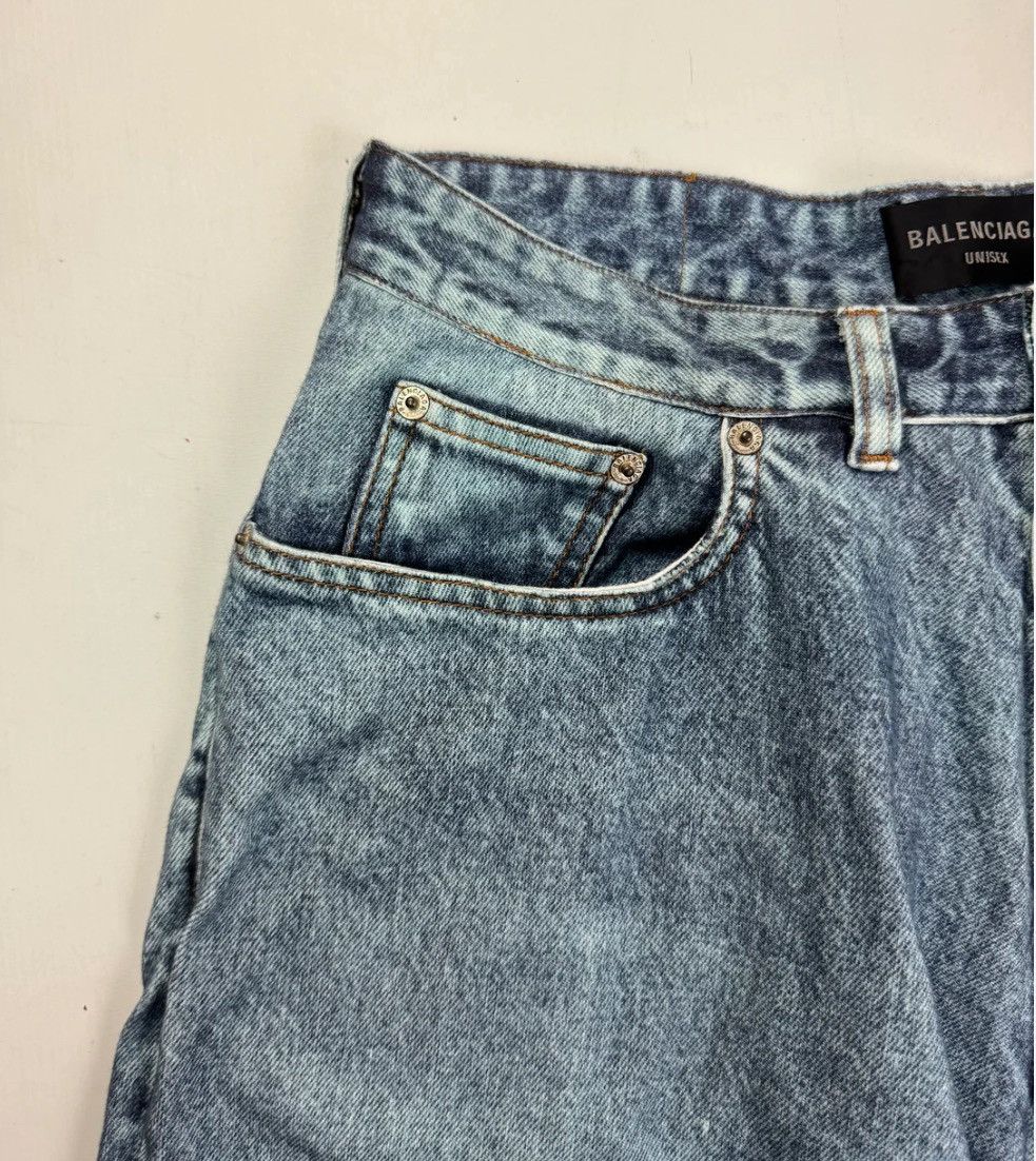 Balenciaga BALENCIAGA TROMPE L’OEIL PRINTED DENIM SWEATPANTS SHORTS Size US 30 / EU 46 - 3 Thumbnail