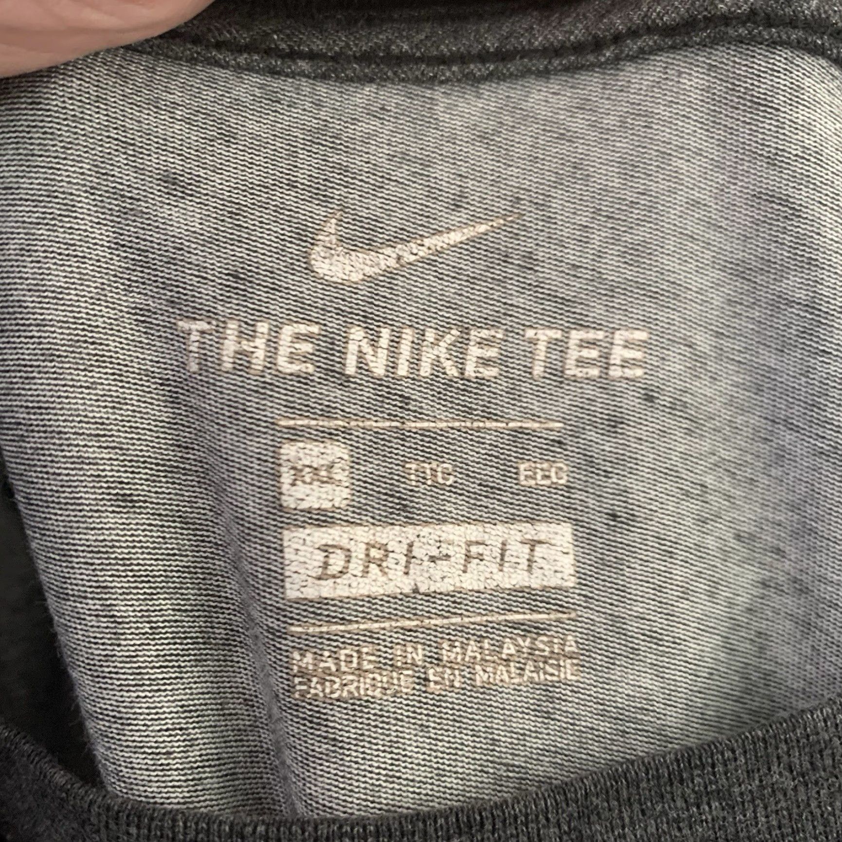 Nike NIKE T-Shirt Mens XXL Dri-Fit Training Tee Charcoal Grey AR6029-032 Size US XXL / EU 58 / 5 - 2 Thumbnail