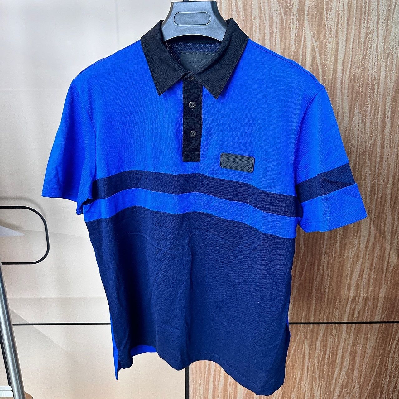 Prada Prada Logo Patch Polo Shirt Size L Size US L / EU 52-54 / 3 - 1 Thumbnail