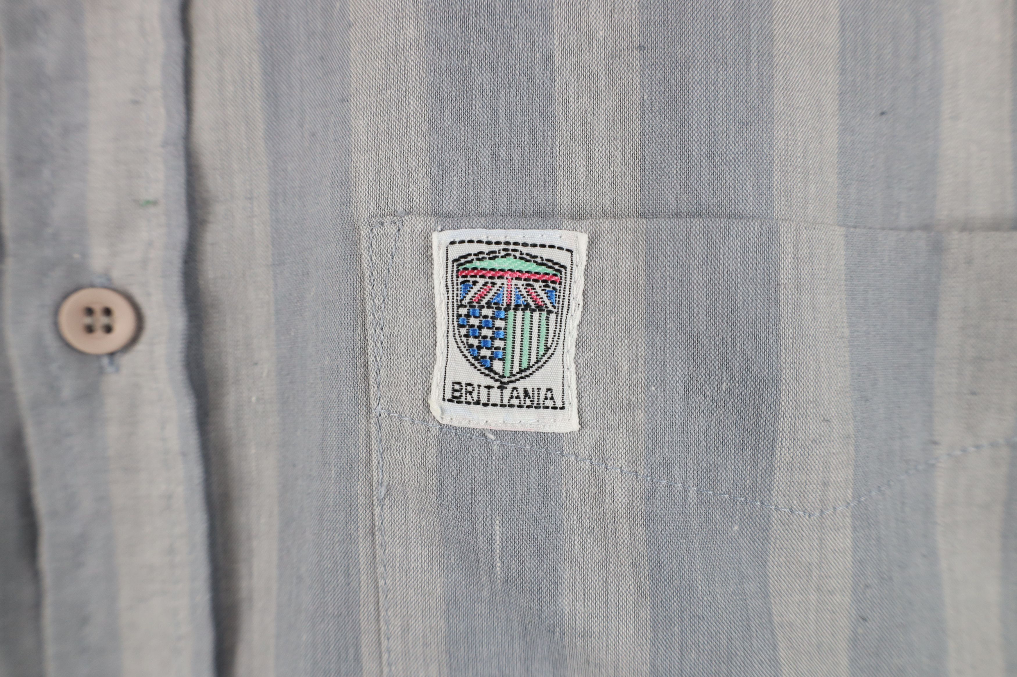 Vintage Vintage 90s Streetwear Block Short Sleeve Button Down Shirt Size US XXL / EU 58 / 5 - 4 Thumbnail