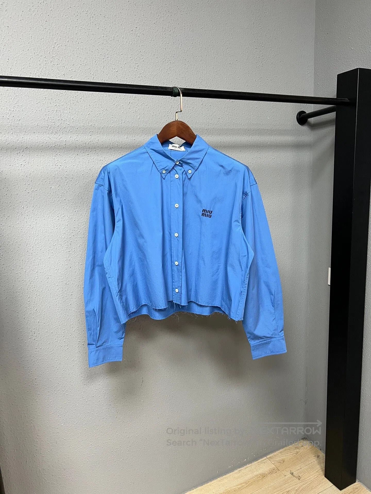 Miu Miu miu miu blue slogan cropped shirt. Size L / US 10 / IT 46 - 1 Thumbnail