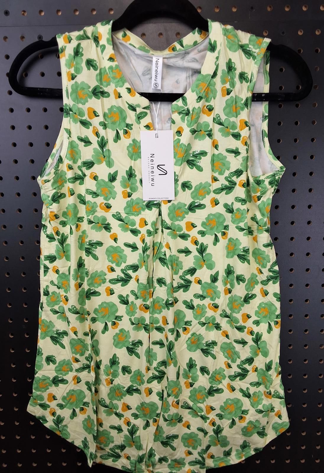 Other Chic Floral Sleeveless Blouse in Soft Yellow & Green Size S / US 4 / IT 40 - 1 Thumbnail