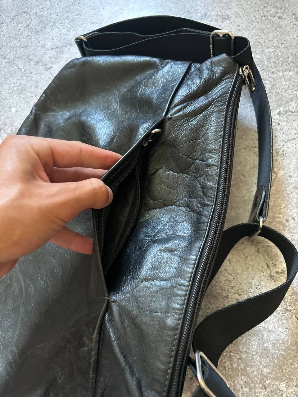 Mandarina Duck Mandarina Duck Yohji Type Japanese Pattern Leather Bag Size 32 - 5 Thumbnail