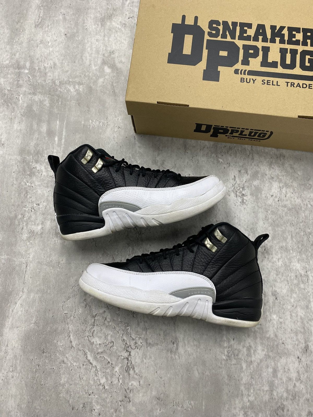 Jordan Brand Size 6Y - Jordan 12 Retro “Playoffs” 2022 Size US 6 / EU 39 - 1 Thumbnail