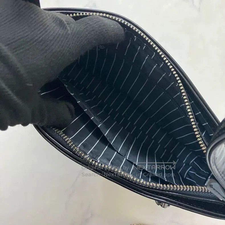 Jean Paul Gaultier Jean Paul Gaultier Black Patent Leather Shoulder Bag. Size ONE SIZE - 6 Thumbnail
