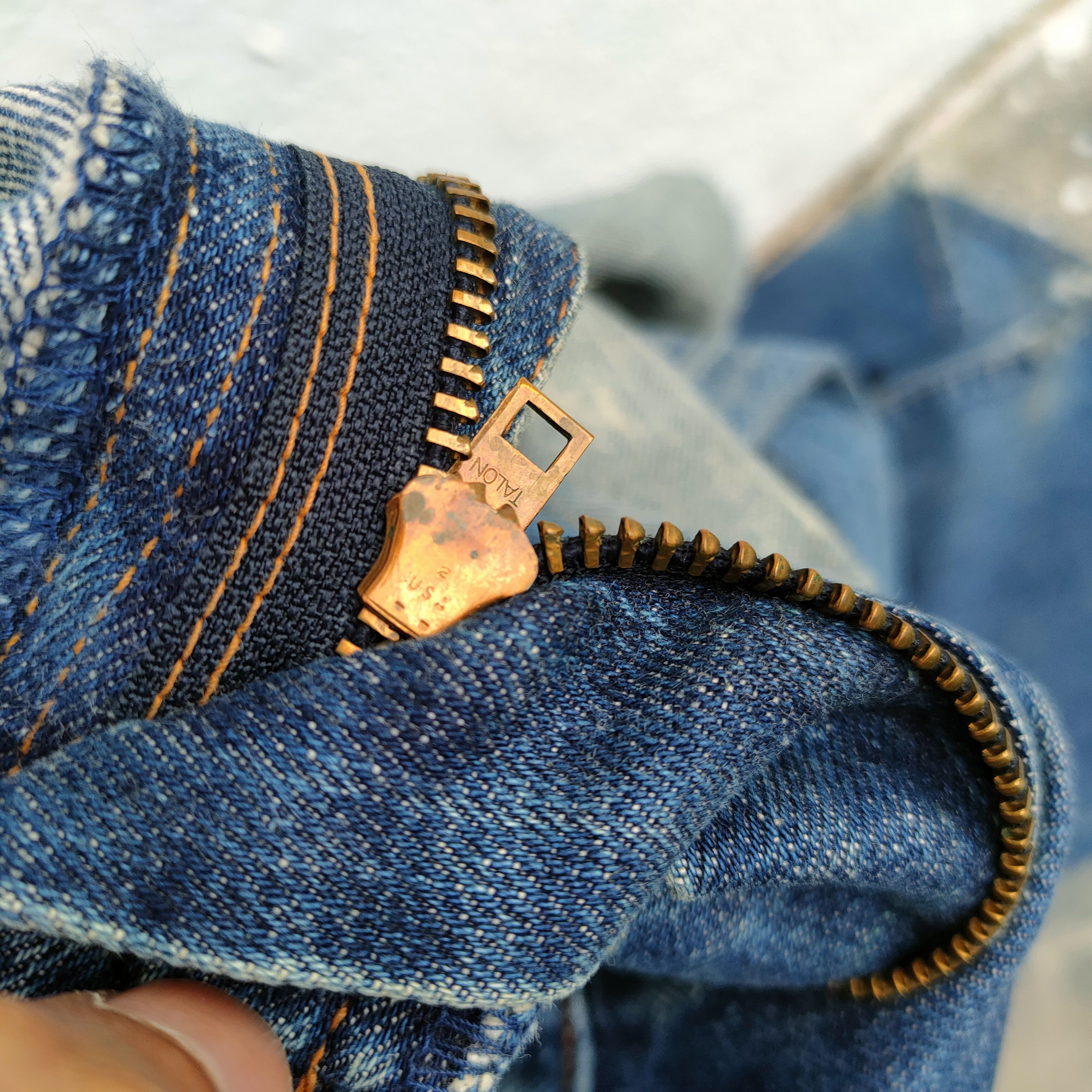 Levi's Vintage Clothing VINTAGE LEVI'S 502 98' BIG E SELVEDGE JEANS DENIM PANTS Size US 33 - 10 Thumbnail