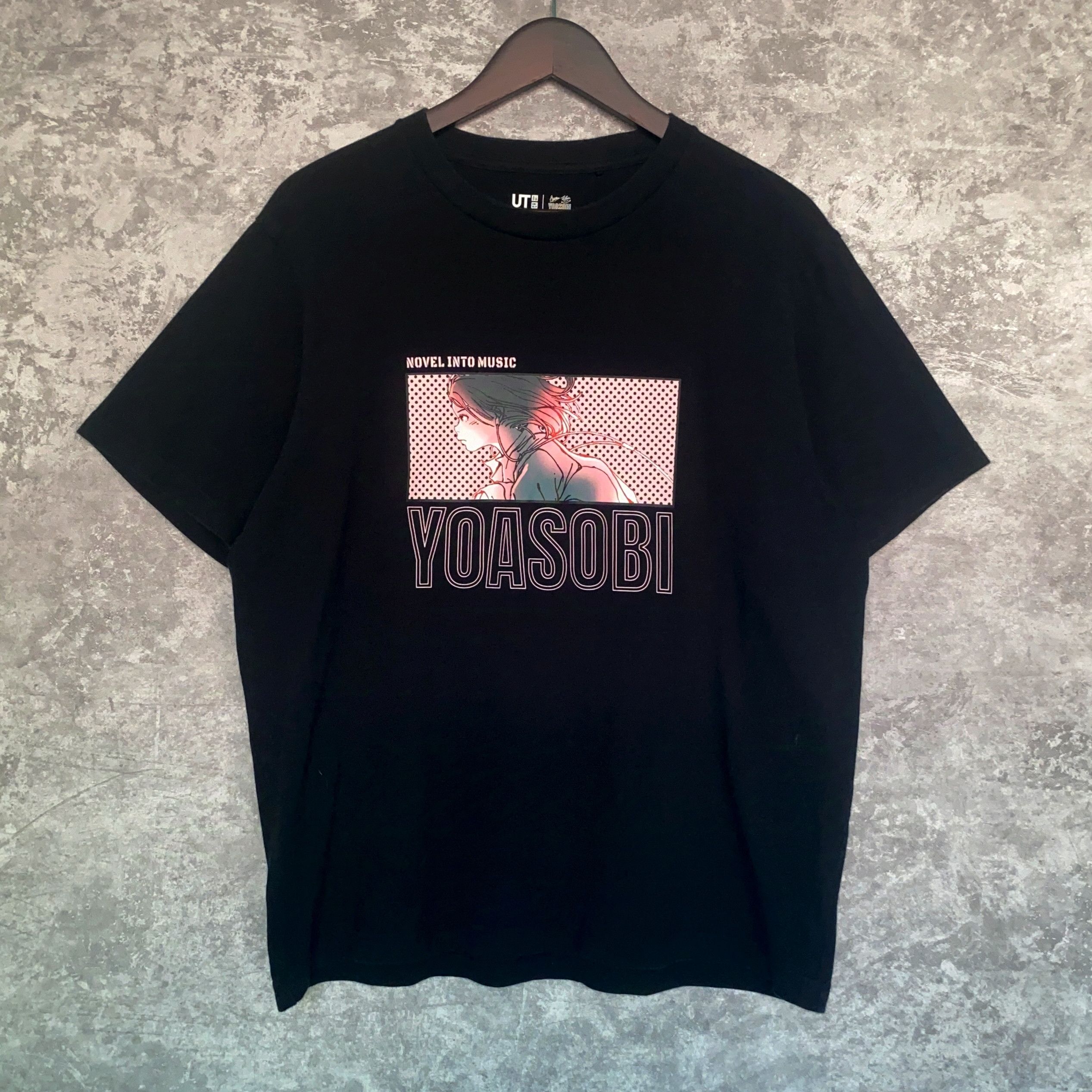 Uniqlo tshirt uniqlo x yoasobi Size US XL / EU 56 / 4 - 1 Thumbnail