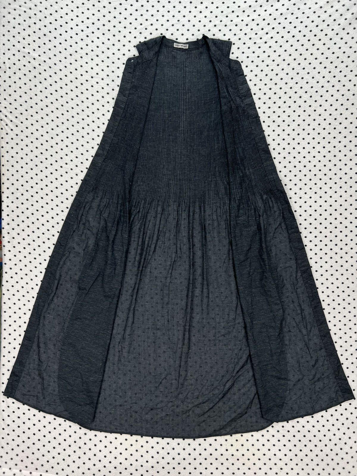 Issey Miyake Issey Miyake Half Pleated Sleeveless Balloon Dress Size XS / US 0-2 / IT 36-38 - 8 Thumbnail