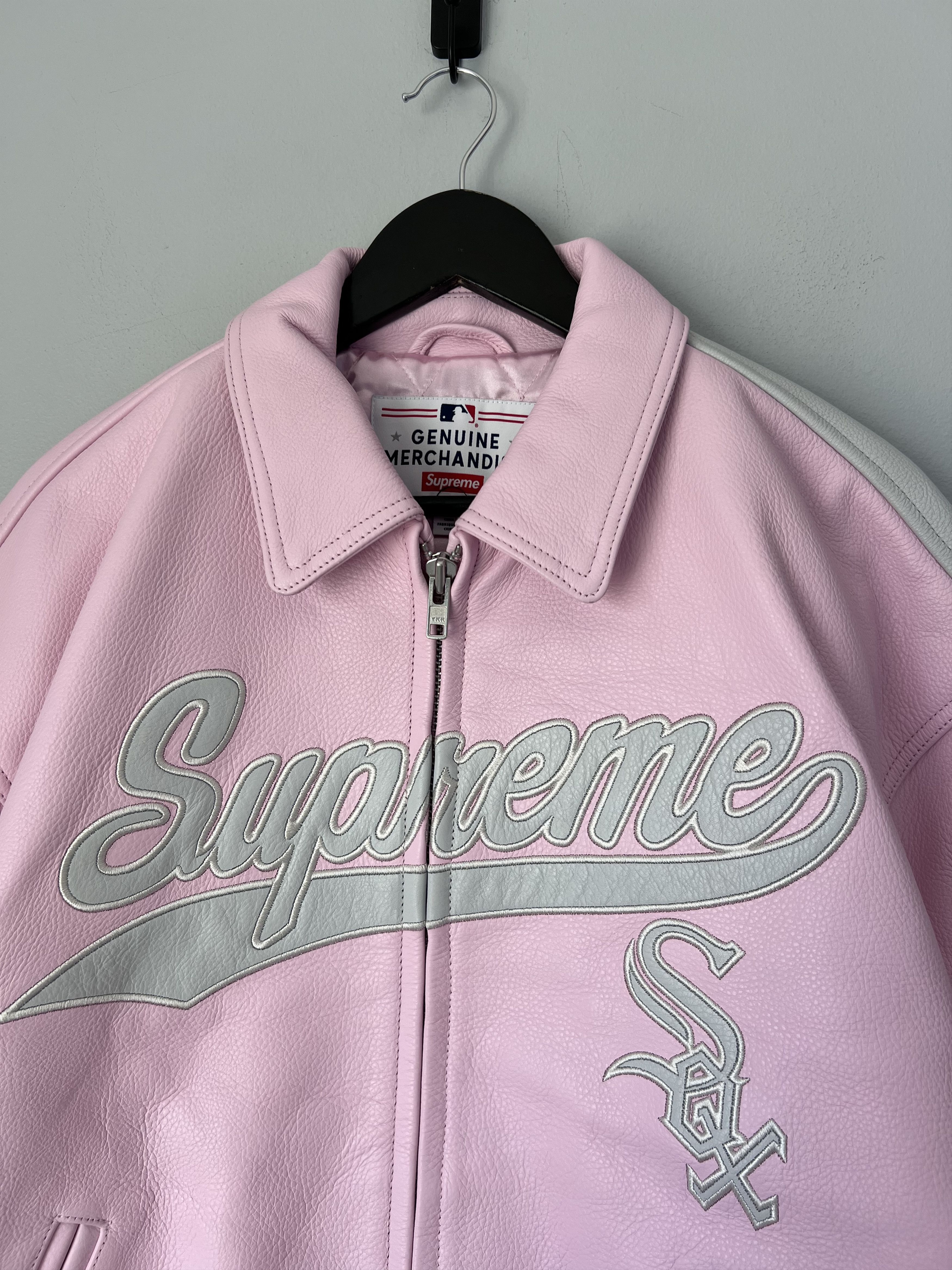 MLB × Supreme Supreme Chicago White Sox Leather Jacket in Pink Size US L / EU 52-54 / 3 - 2 Thumbnail
